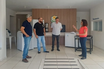 Guapirama fortaleceu a APAE com entrega de novos equipamentos.