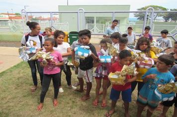 ENTREGA DE OVOS DE PÁSCOA