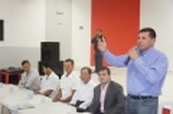Rolo compactador ir? auxiliar moradores de Guapirama