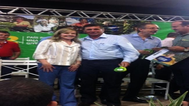 O Munic?pio de Guapirama recebe mais um CAMINH?O CA?AMBA do PAC 2
